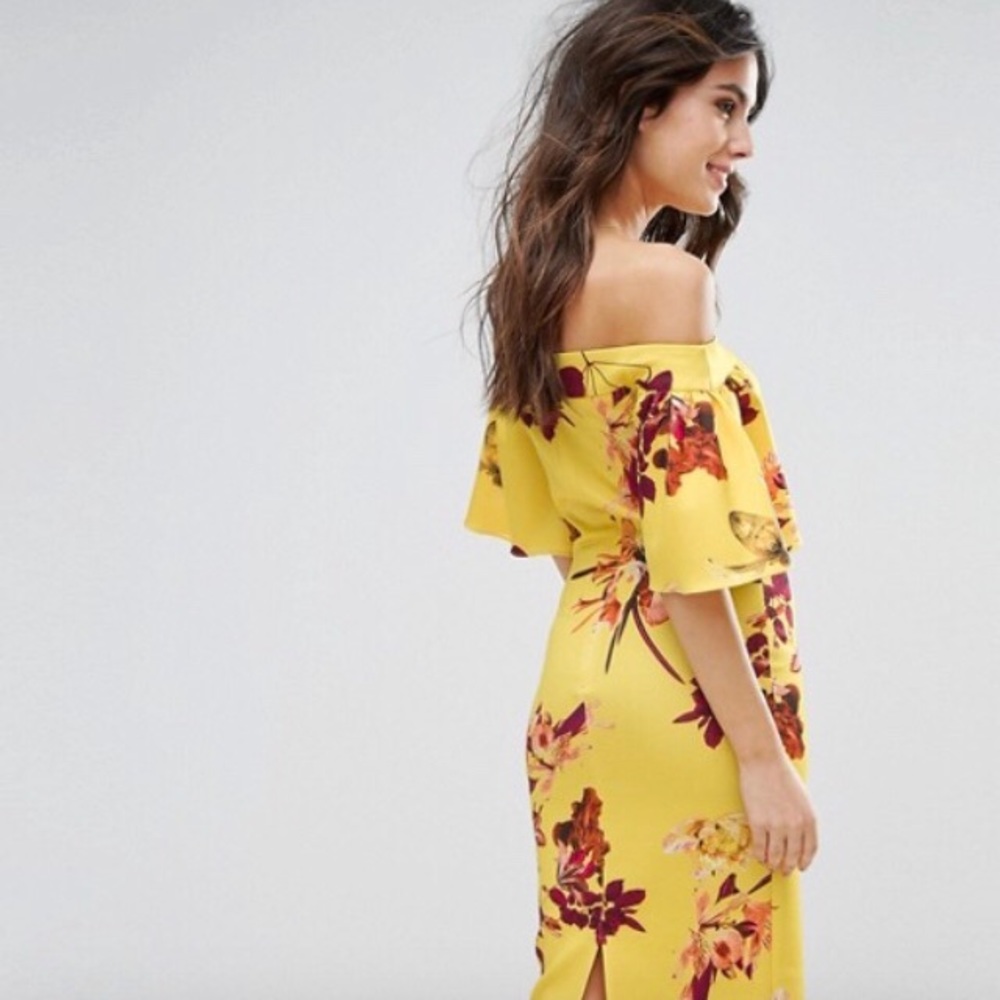 Off the shoulder yellow spring dress